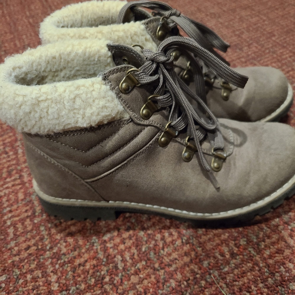 Sonoma ankle boots with plush top
